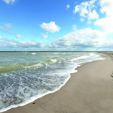 Reihenhaus Im Ostseeresort Dampland